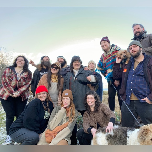 Meet your Posher, Loretta Lint! - Picture 3 of 5